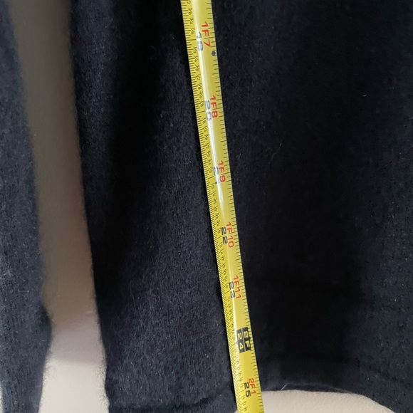 Lands’ End Basic Black Cashmere Crewneck Sweater - Picture 8 of 10
